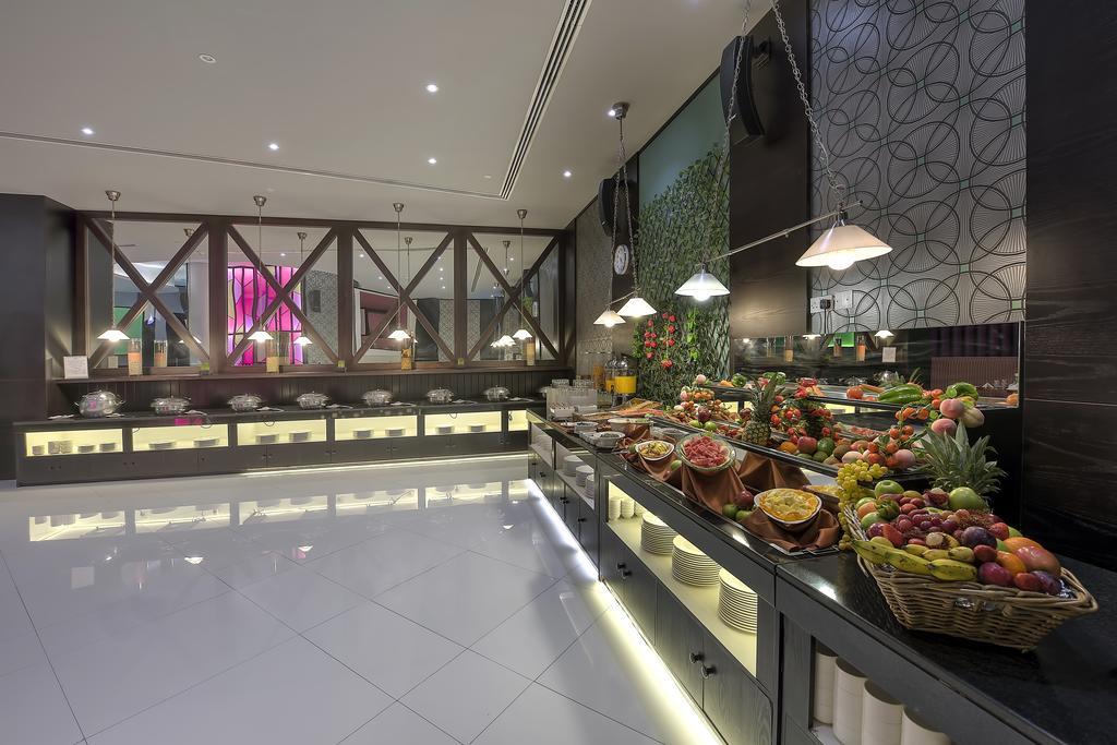 Raintree Rolla Hotel Dubai Exterior photo